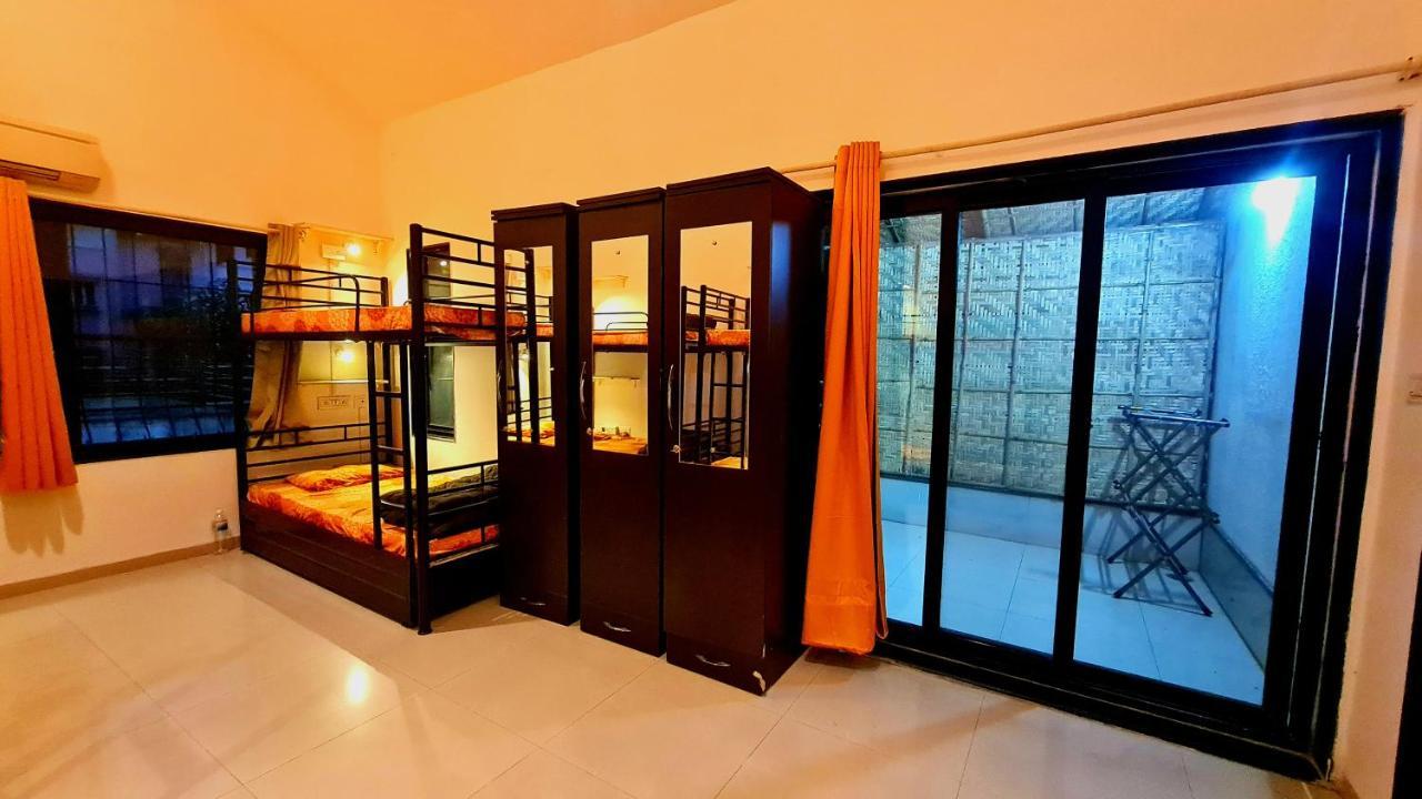 Lifespace- Spacious Hostel In A Luxurious Villa Πούνε Εξωτερικό φωτογραφία
