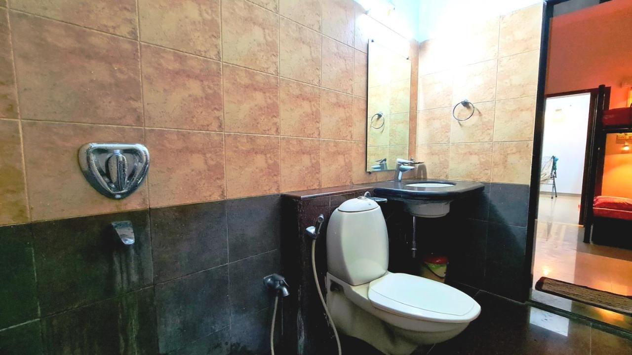 Lifespace- Spacious Hostel In A Luxurious Villa Πούνε Εξωτερικό φωτογραφία