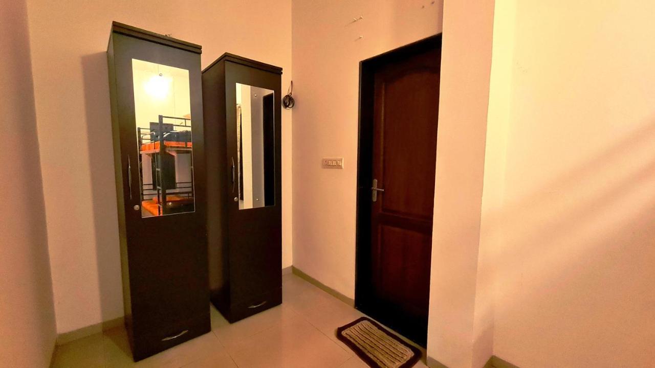 Lifespace- Spacious Hostel In A Luxurious Villa Πούνε Εξωτερικό φωτογραφία