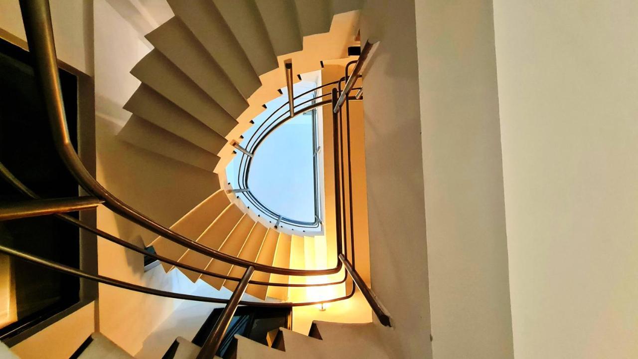 Lifespace- Spacious Hostel In A Luxurious Villa Πούνε Εξωτερικό φωτογραφία