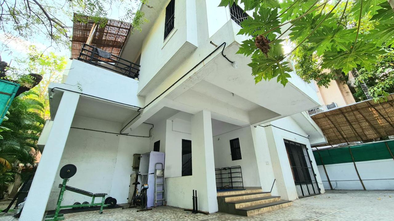 Lifespace- Spacious Hostel In A Luxurious Villa Πούνε Εξωτερικό φωτογραφία
